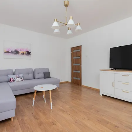 In Centre Starowiejska By Renters *