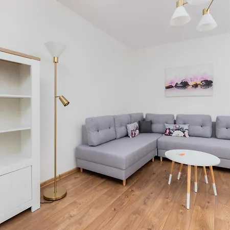 In Centre Starowiejska By Renters *